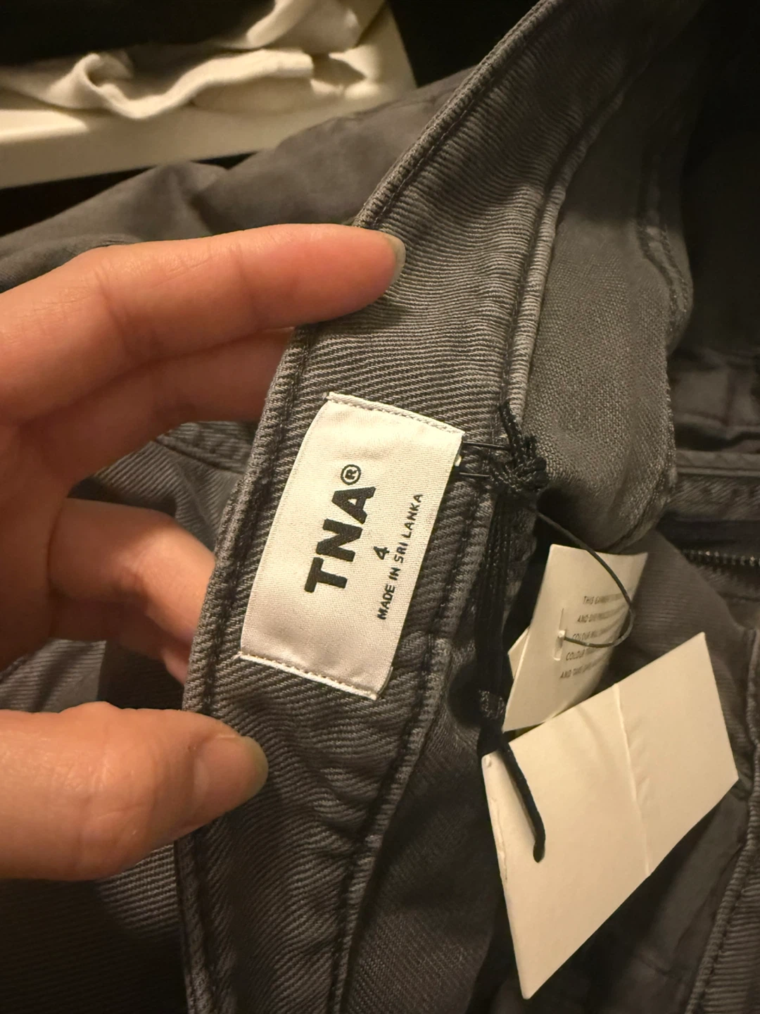 BRAND NEW TNA Grey "Sunkissed Coal" Groundwork Pants Size 4 🥕 - photo 2