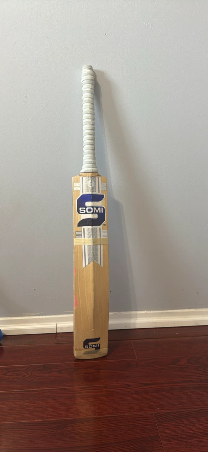 BAS Somi Storm Cricket Bat
