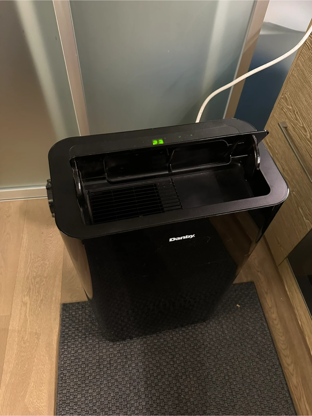Danby 14000 BTU Portable Air Conditioner - photo 2