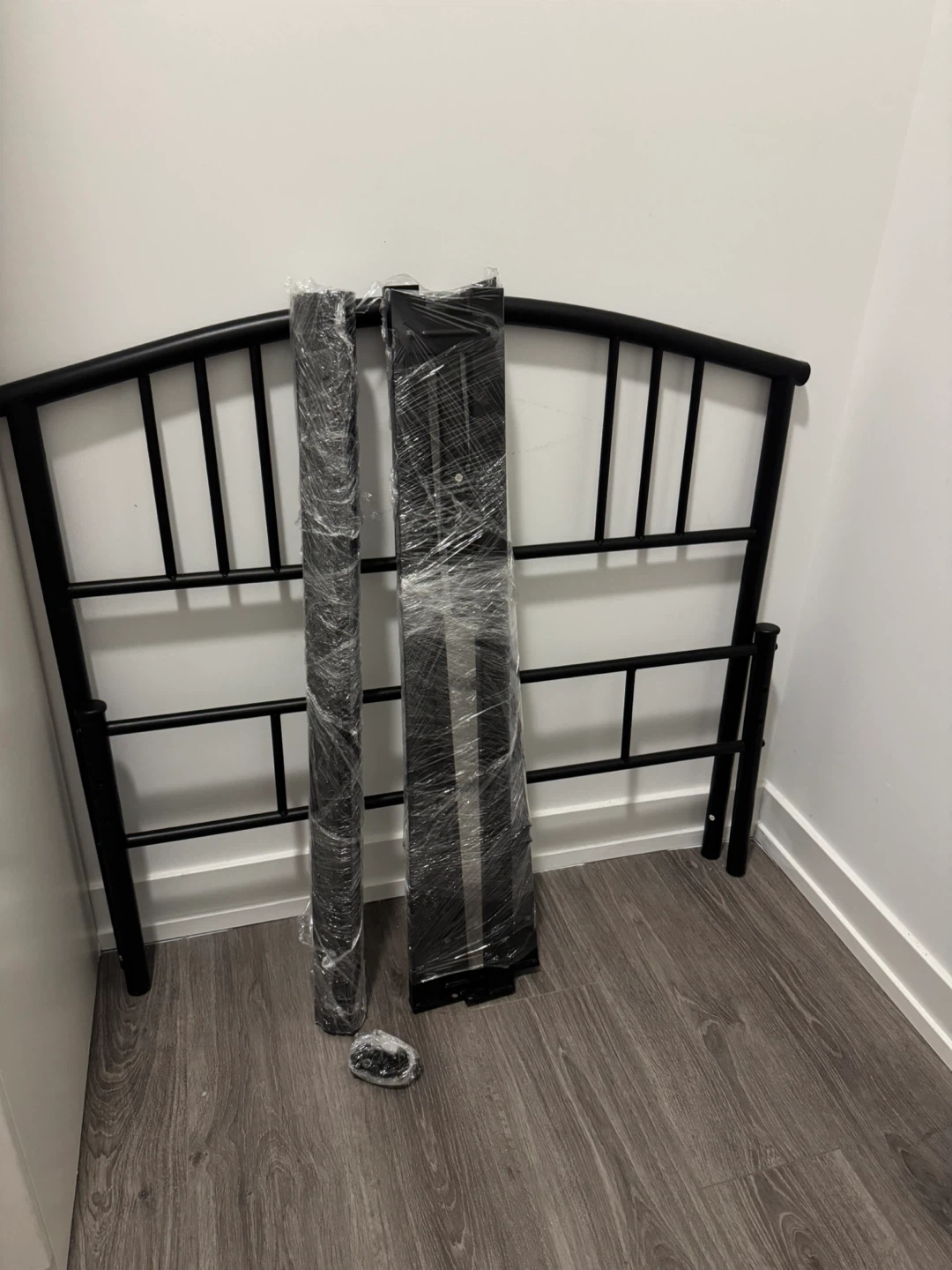 Black Metal Bed Frame Twin size - photo 3