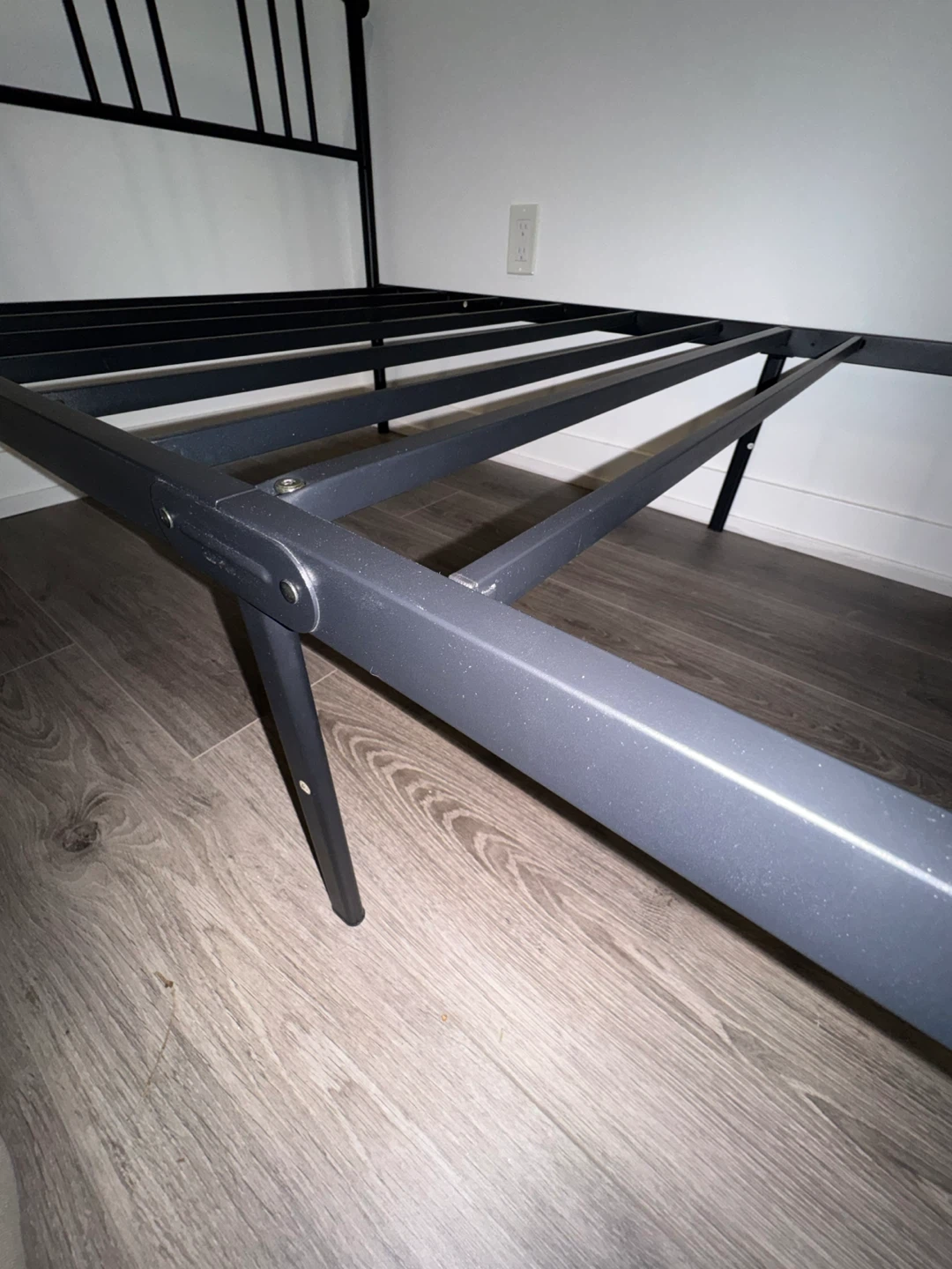 Black Metal Bed Frame Twin size - photo 2