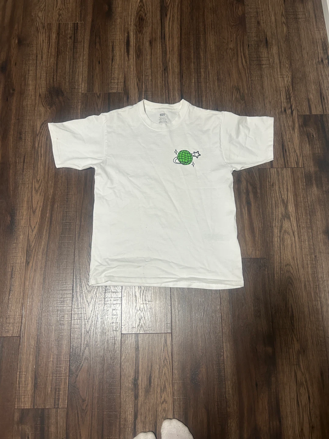 Levis Green Graphic T-shirt