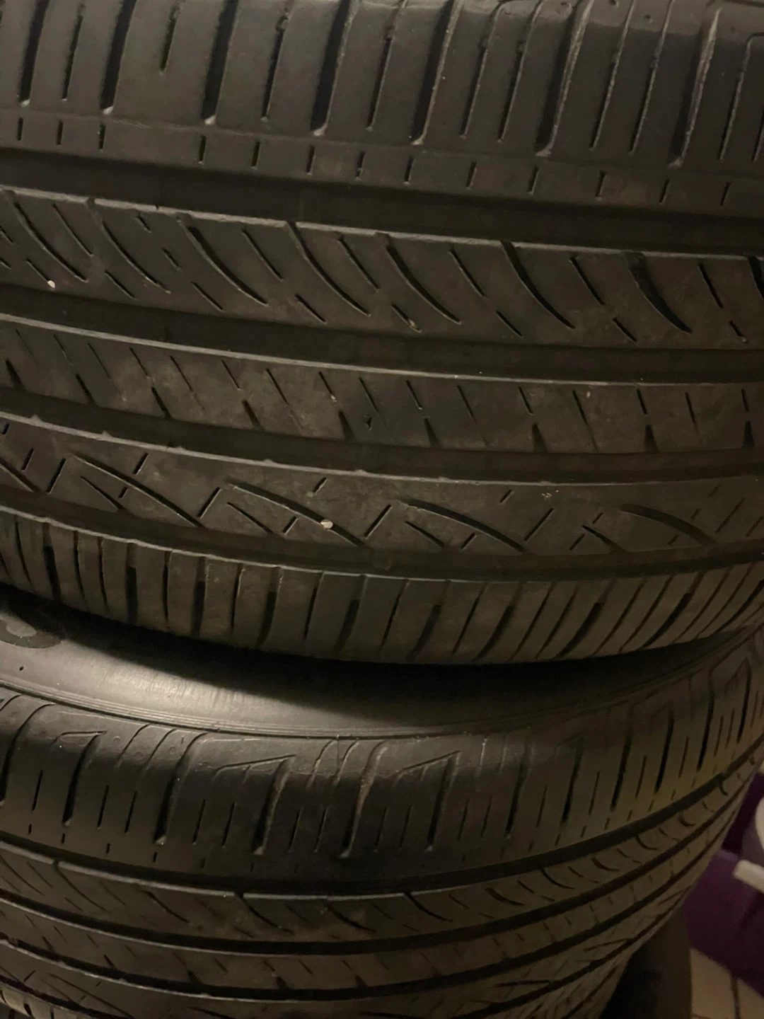 Set of 4 - 255/50R20 Tires - photo 2