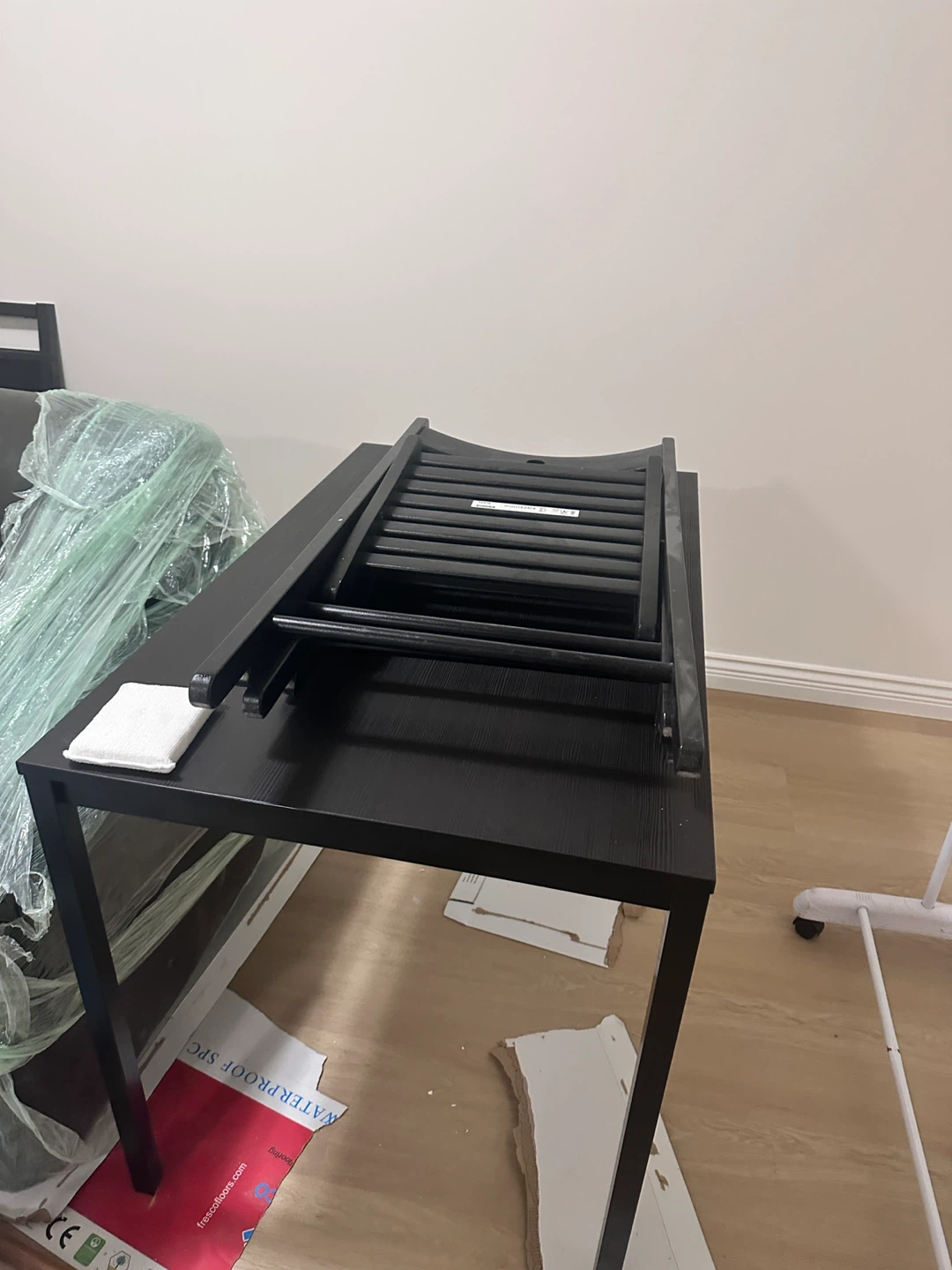 Dinning  Table and chairs