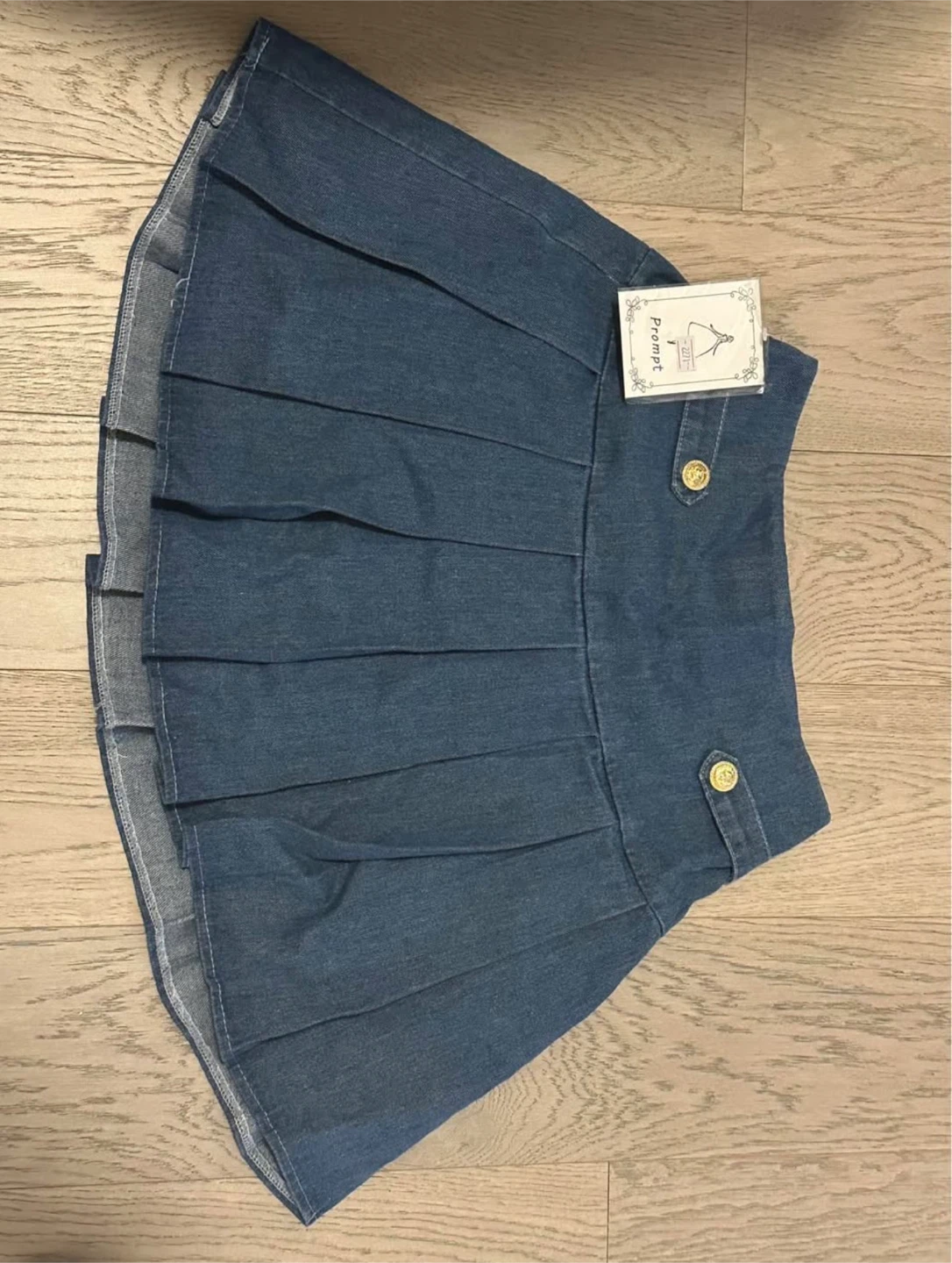 Women's Denim Pleated Skirt