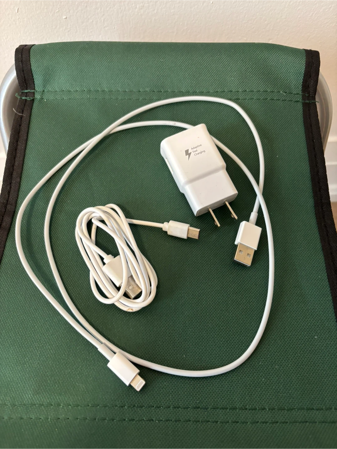 Samsung Adaptive Fast Charging Wall Charger with USB-C Cable