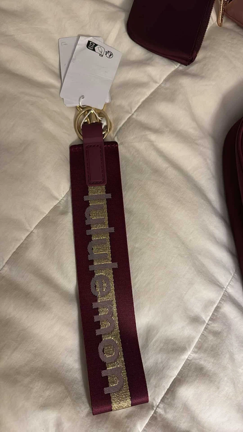 Lululemon Burgundy Bundle - photo 4