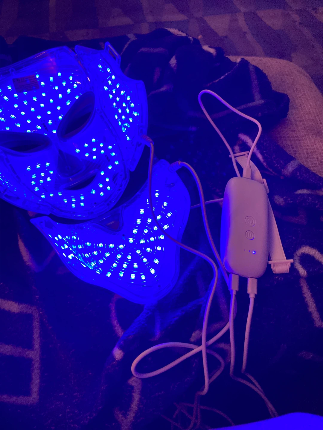 White LED Facial Mask - photo 3