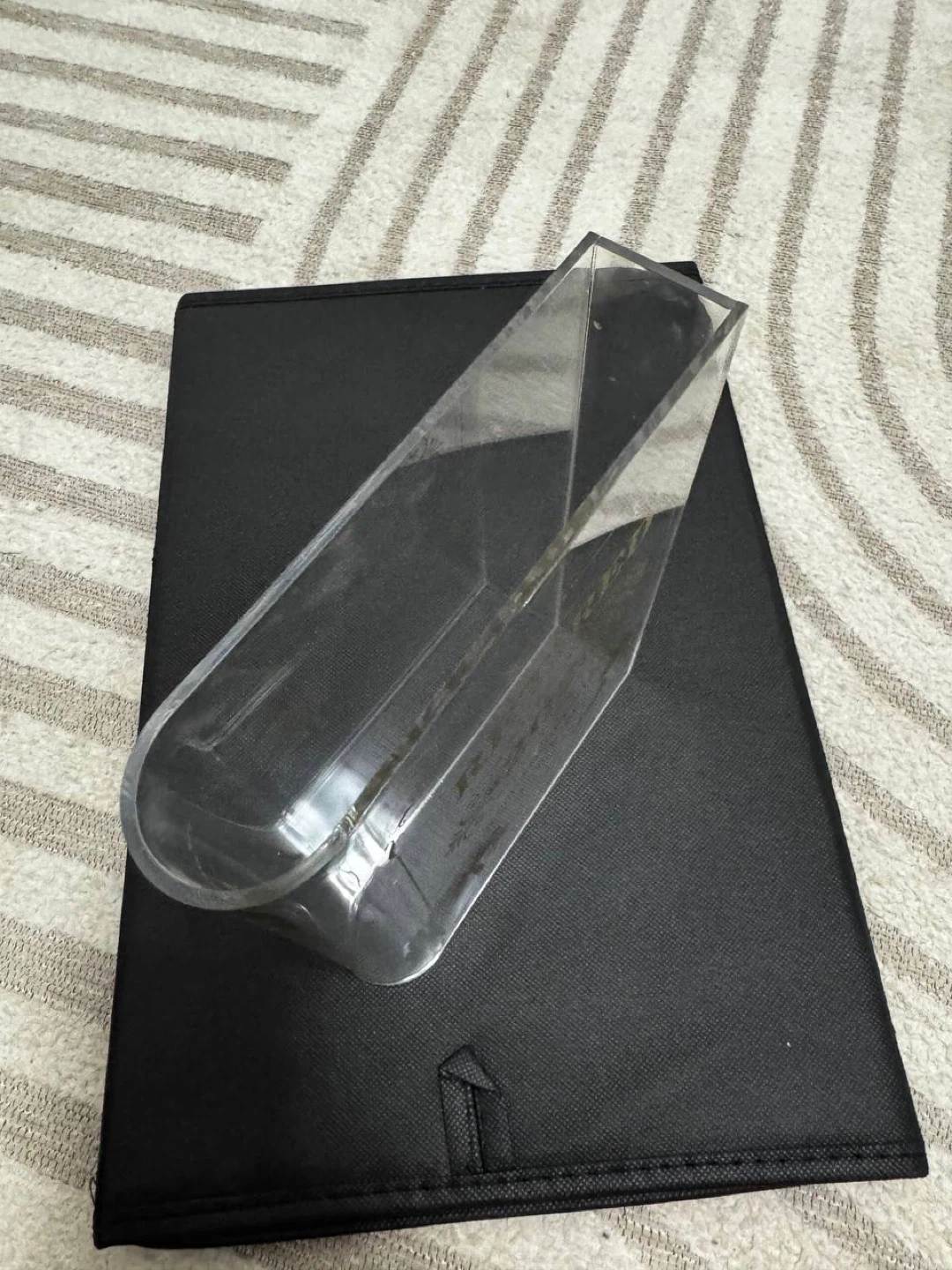 Retired 2025 Acrylic Vase / Decorative Holder ✨🌴 - photo 4