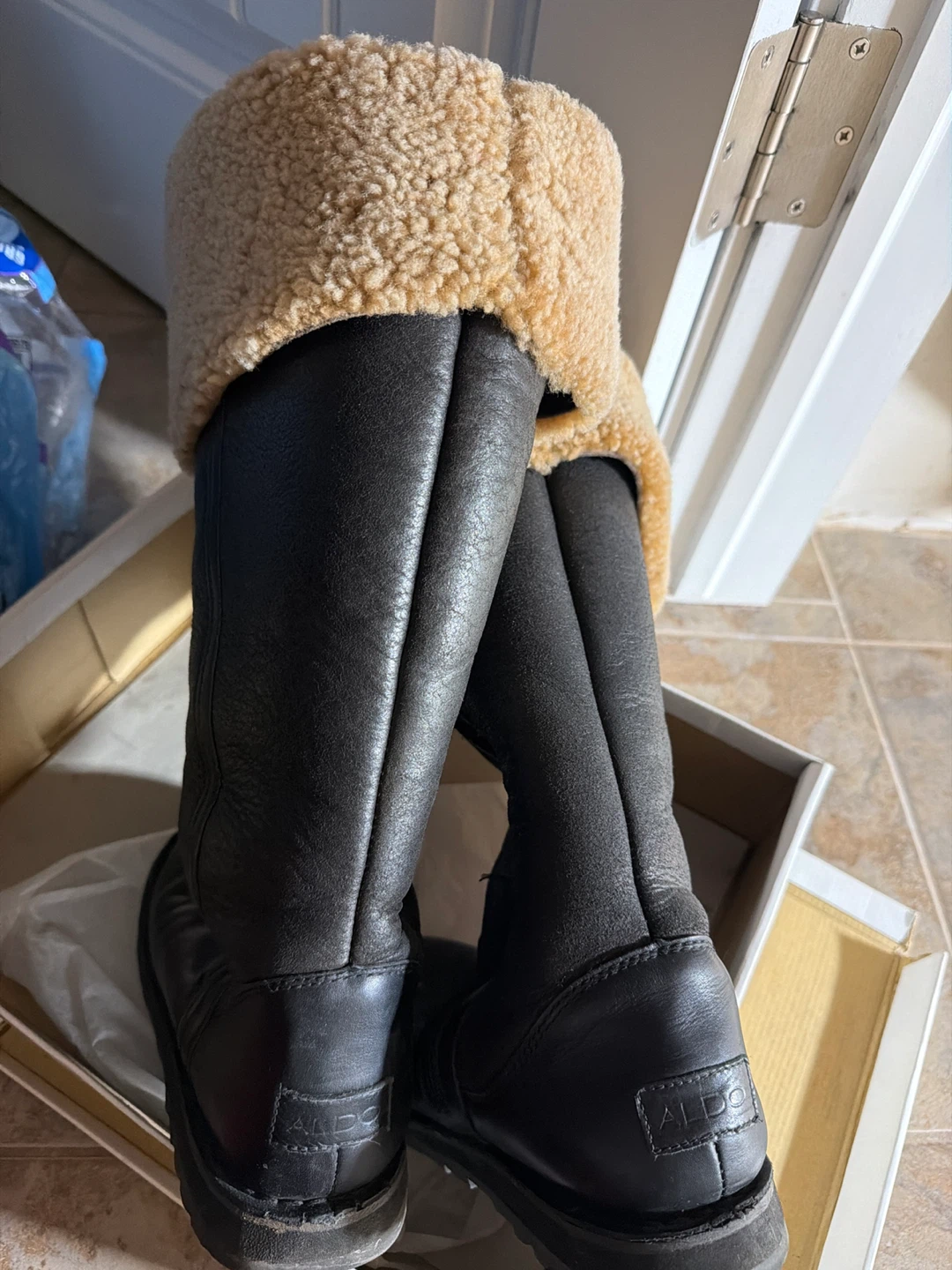 Women's Black Leather Winter Boots and high heels. - photo 4