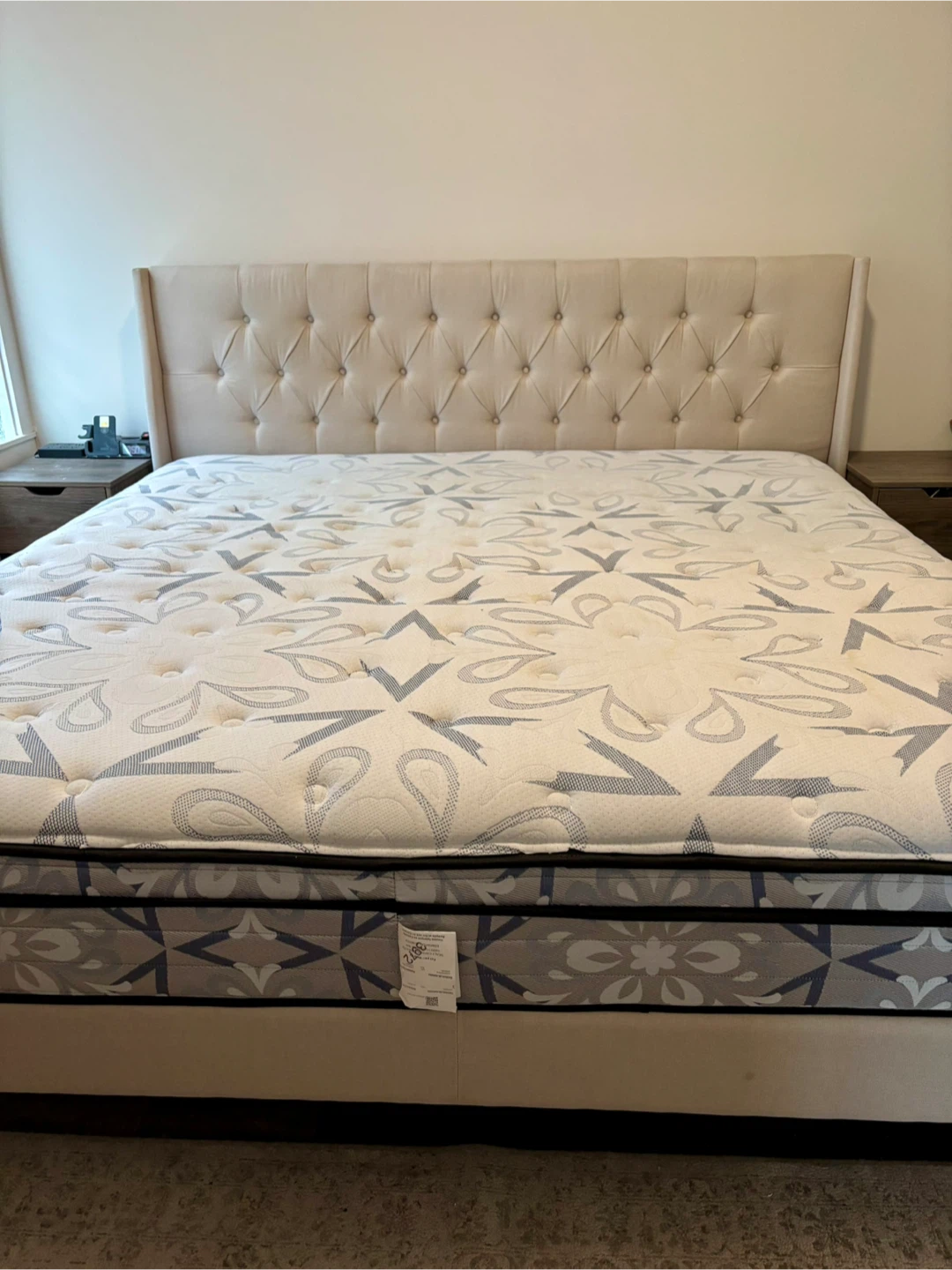 King size bed