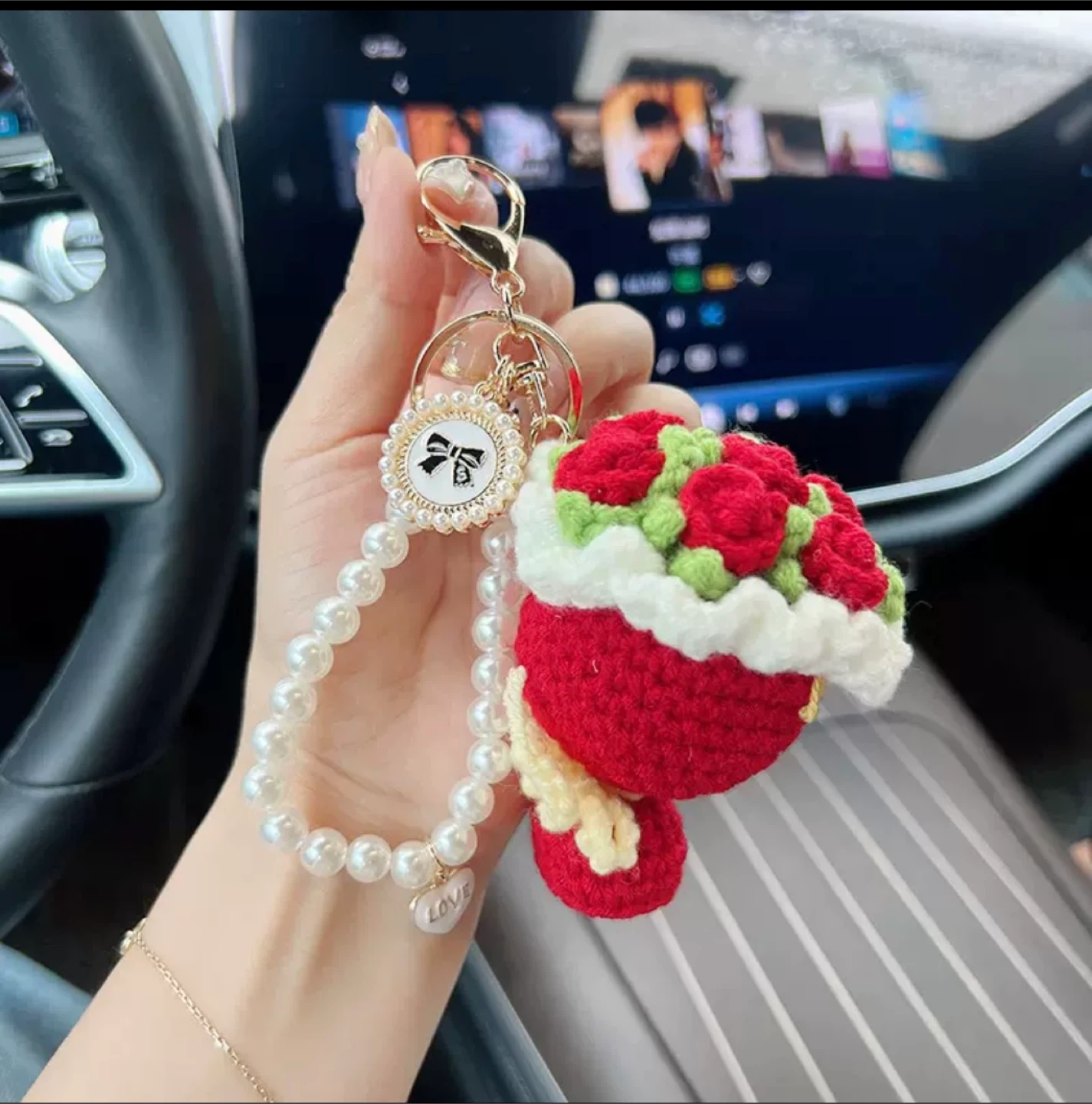 Sparkly Butterfly & Pearl Keychain - photo 4
