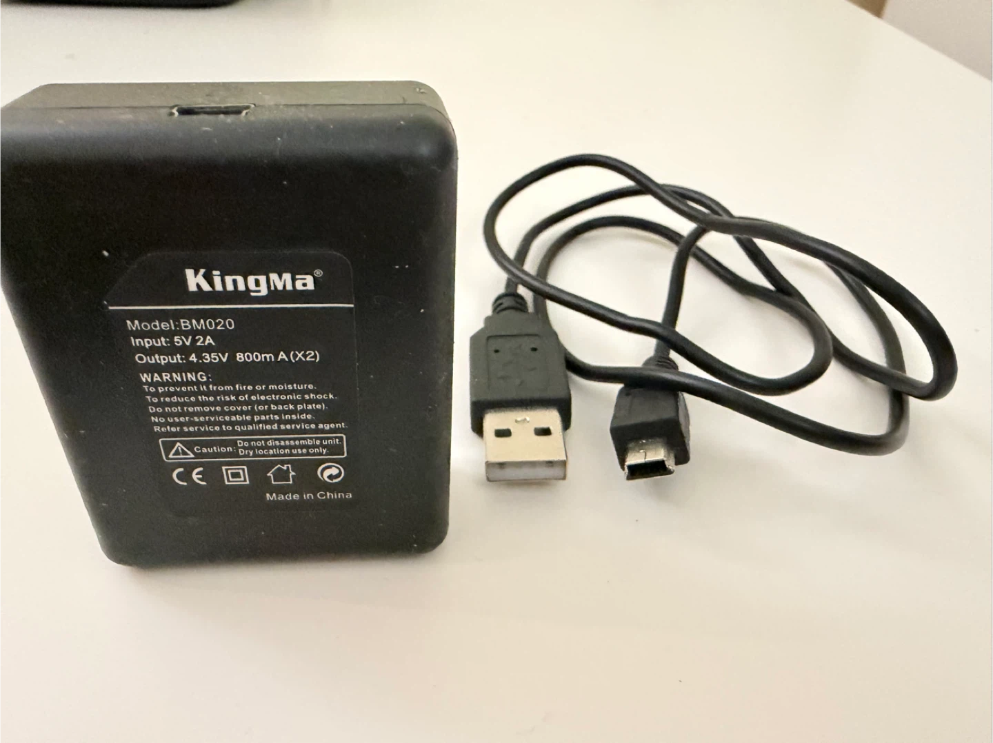 KingMa Dual Battery Charger with USB Cable - photo 2