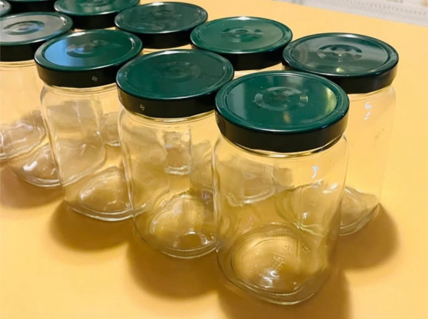 Set of 10 Clear Glass Jars with Green Lids