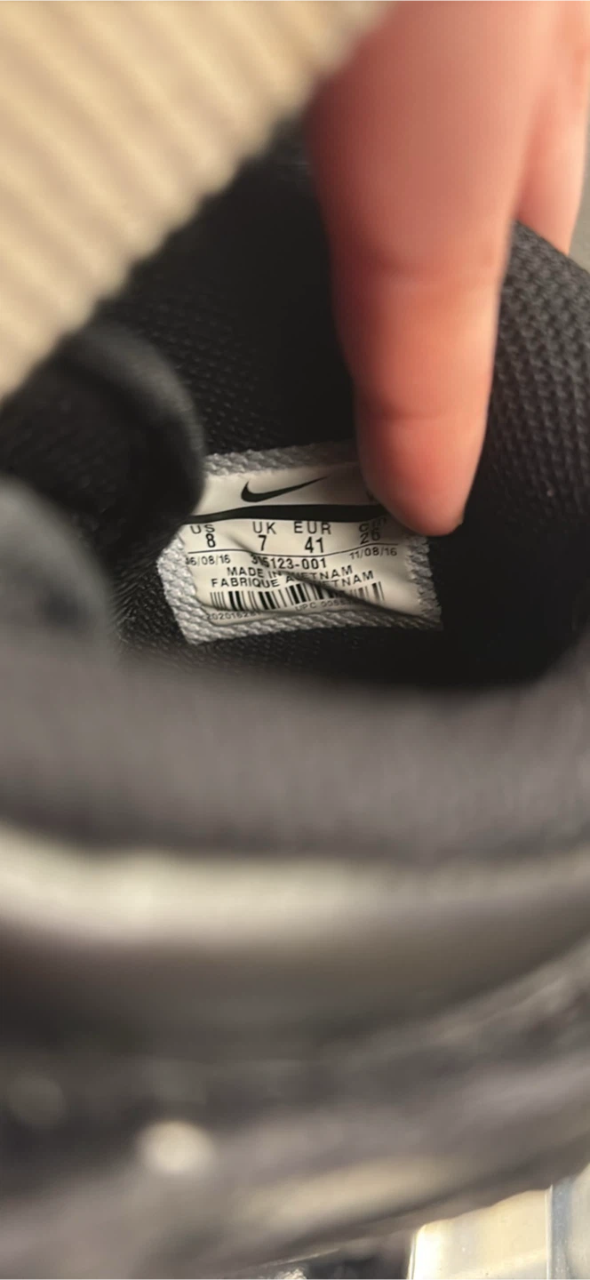 Nike Air Force 1 Mid ‘07 Top Sneakers - Black - photo 5