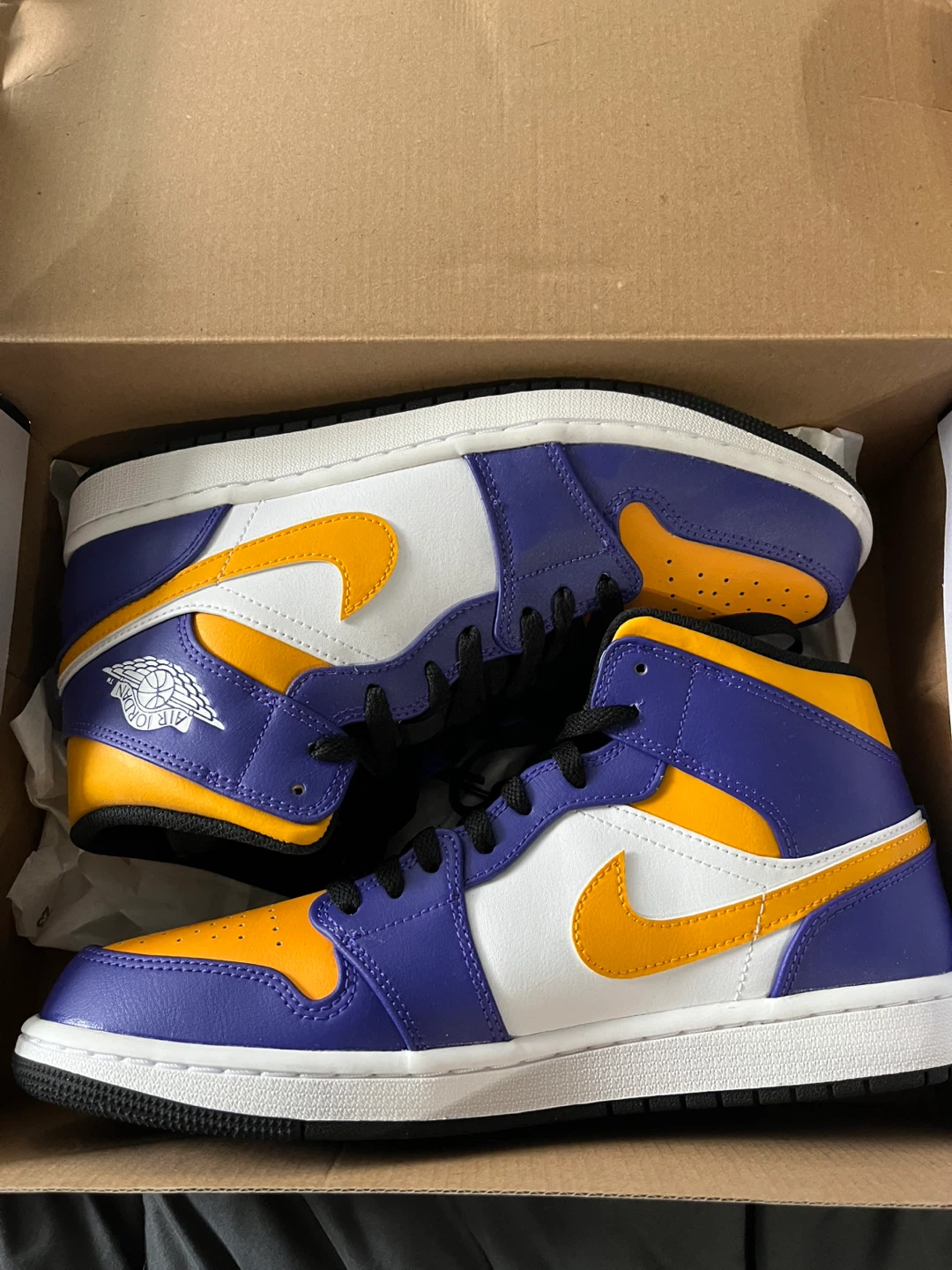 3 pairs of jordans size 9.5-10 - photo 3