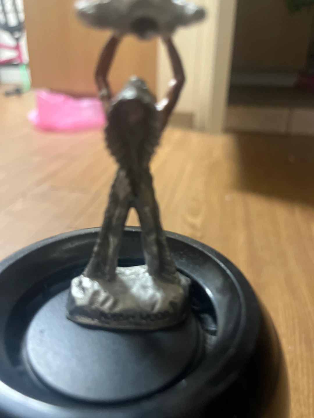 Small Native American Figurine - photo 2