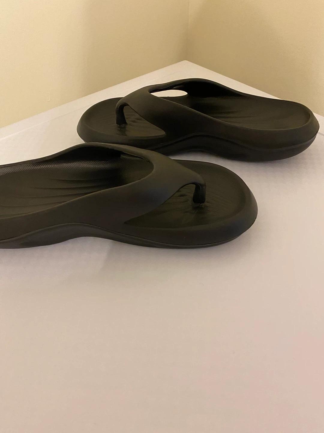 FLIP FLOPS SIZE 10 - photo 3