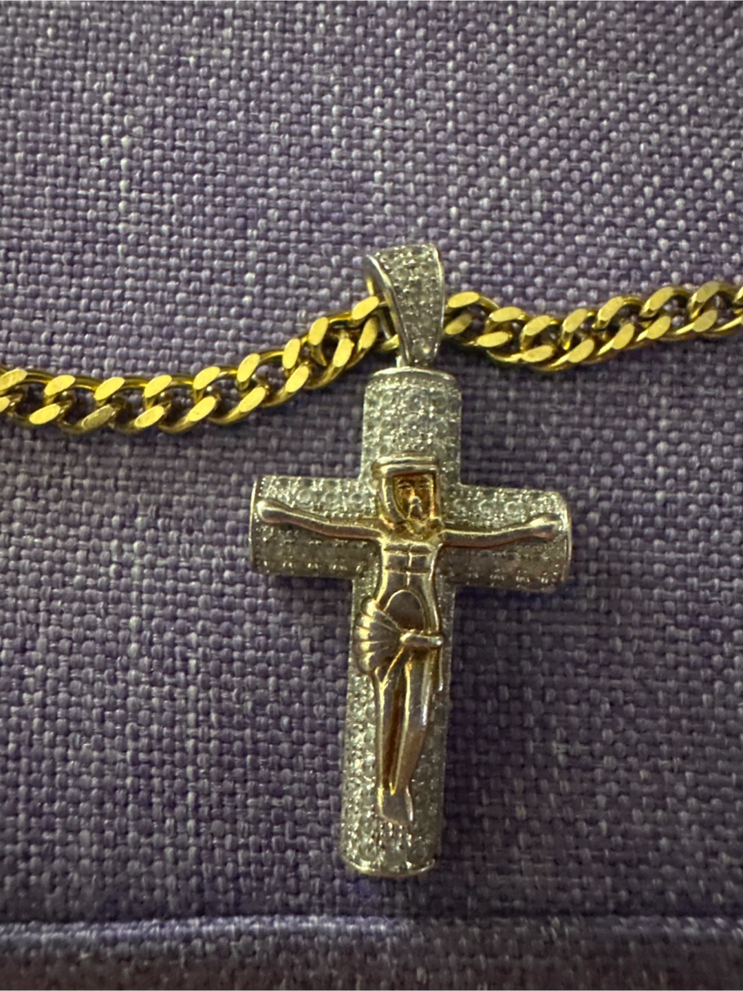KUPING 14kGold laminated Chain with Jesus Crucifix Pendant - photo 2