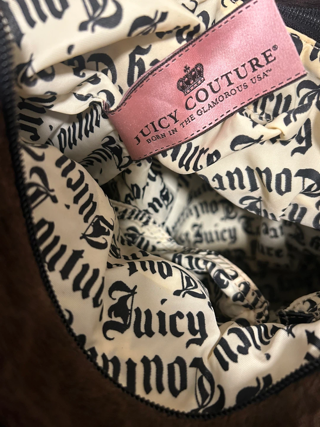 Juicy Couture Velour diaper bag  Bag with Pink Bow Charm - photo 5