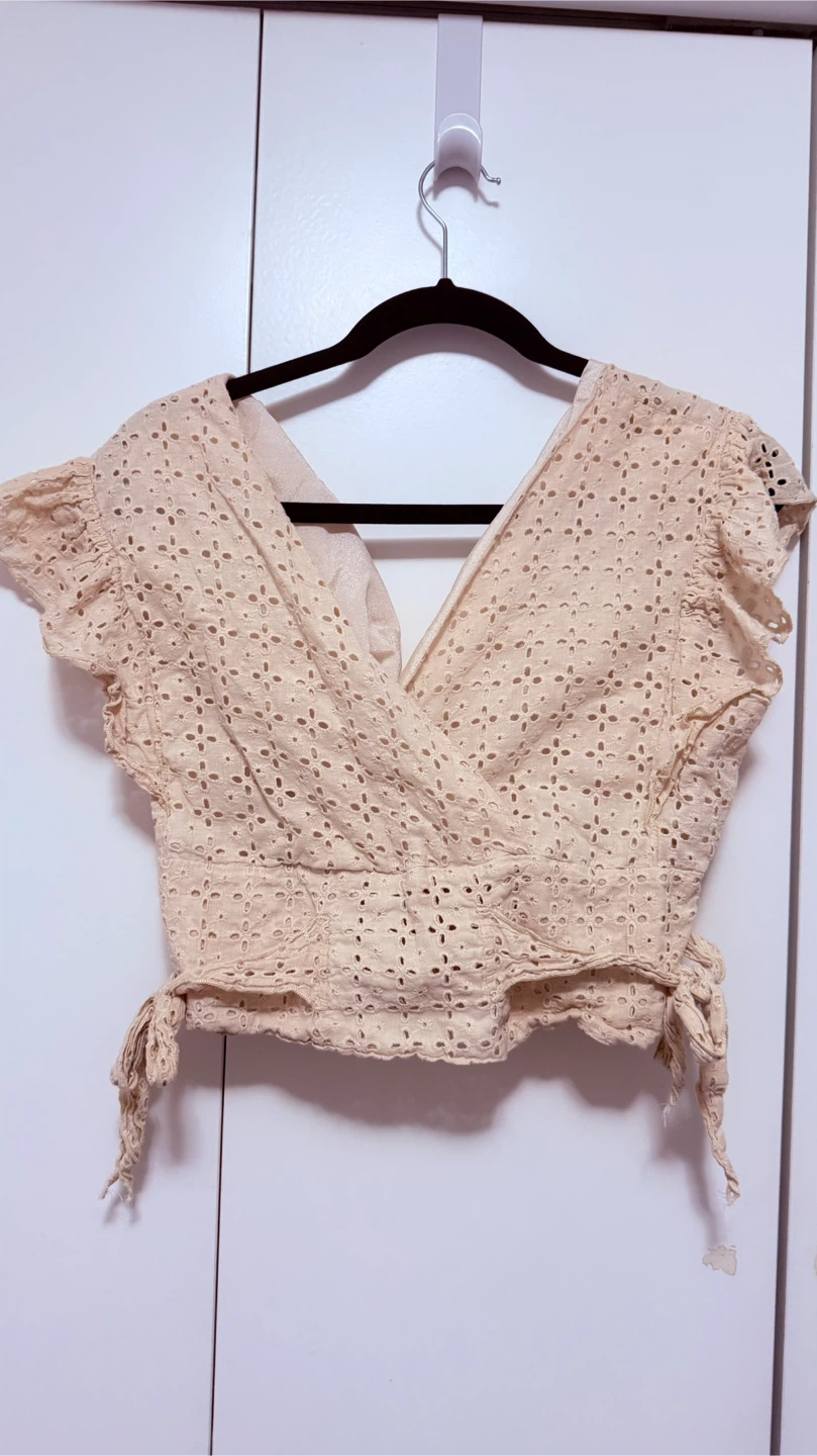 Buy all 5 for 20, or 5 each Women's assorted tops - photo 3