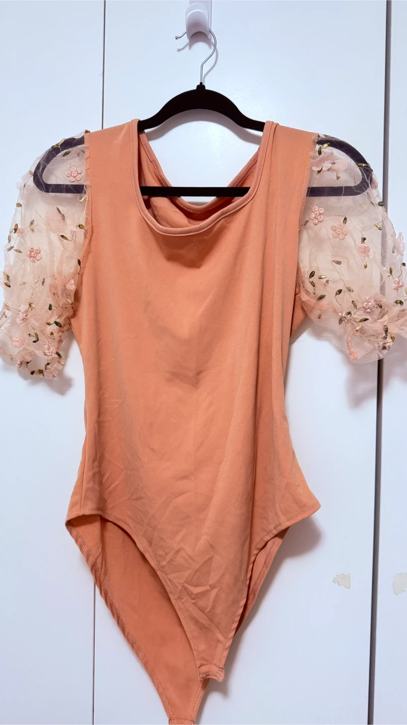 Buy all 5 for 20, or 5 each Women's assorted tops - photo 5
