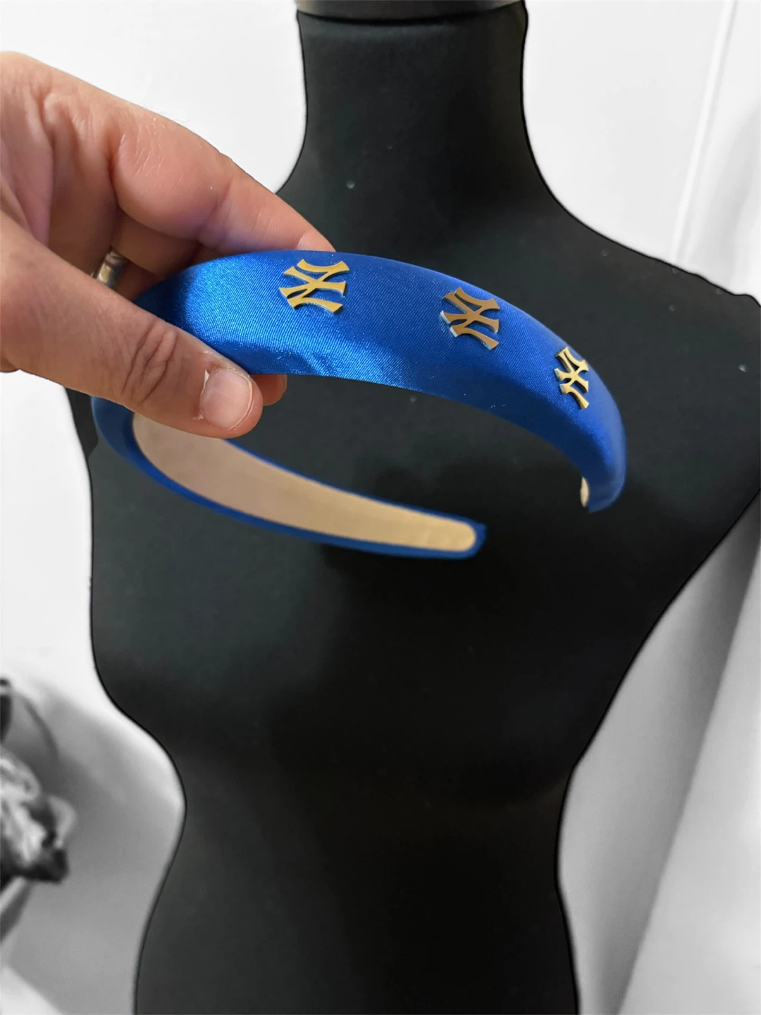 New York Yankees Blue Satin Padded Headband - photo 5