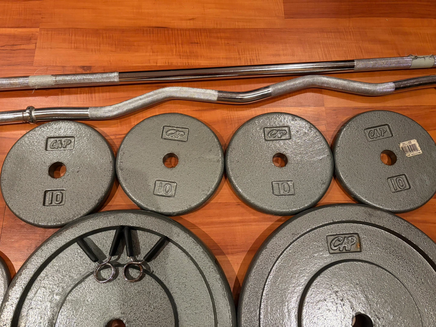 2 Barbells & 10 Weight Plates - photo 3