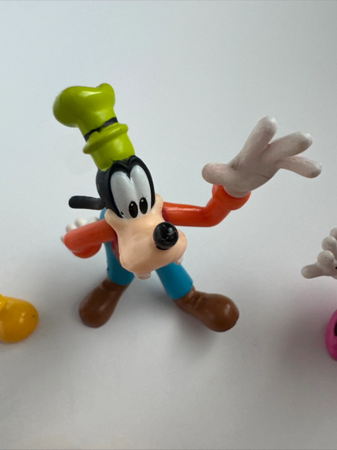 Disney Character Figurines Set Mickey mouse and friends - photo 5