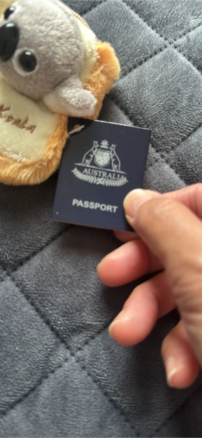 Plush Kangaroo & Koala Coin Purse with Passport Keychain - photo 5