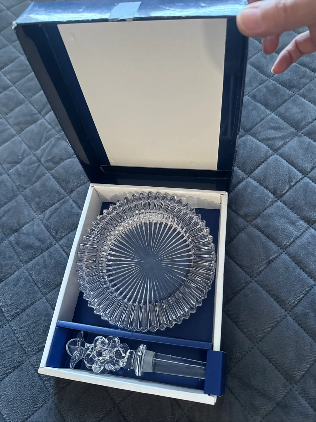 Mikasa Diamond Fire Wine Set Crystal Stopper and Coaster - photo 3