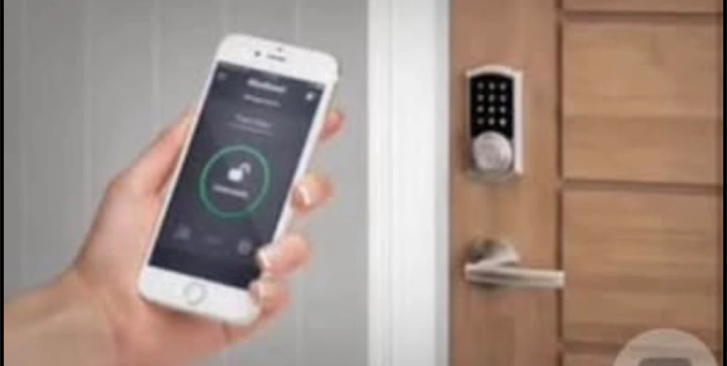Schlage Connect Smart Deadbolt - Camelot