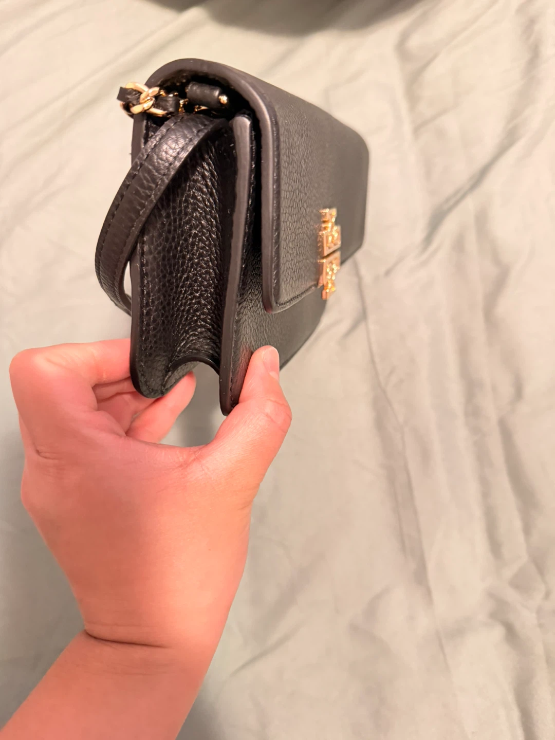 Tory Burch Black Leather Kira Chevron Wallet Crossbody Bag