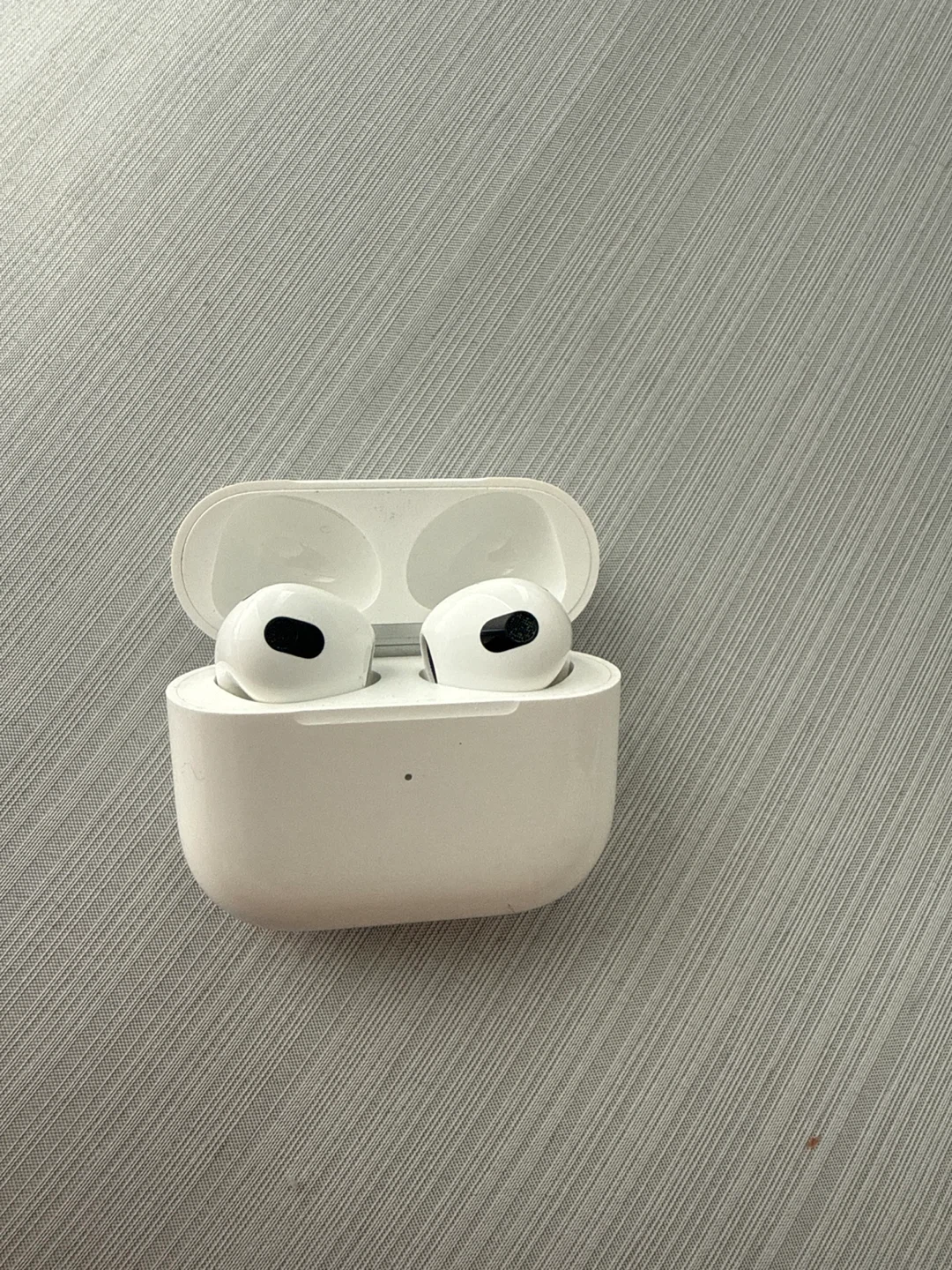 Apple AirPods 3rd Generation Charging Case
