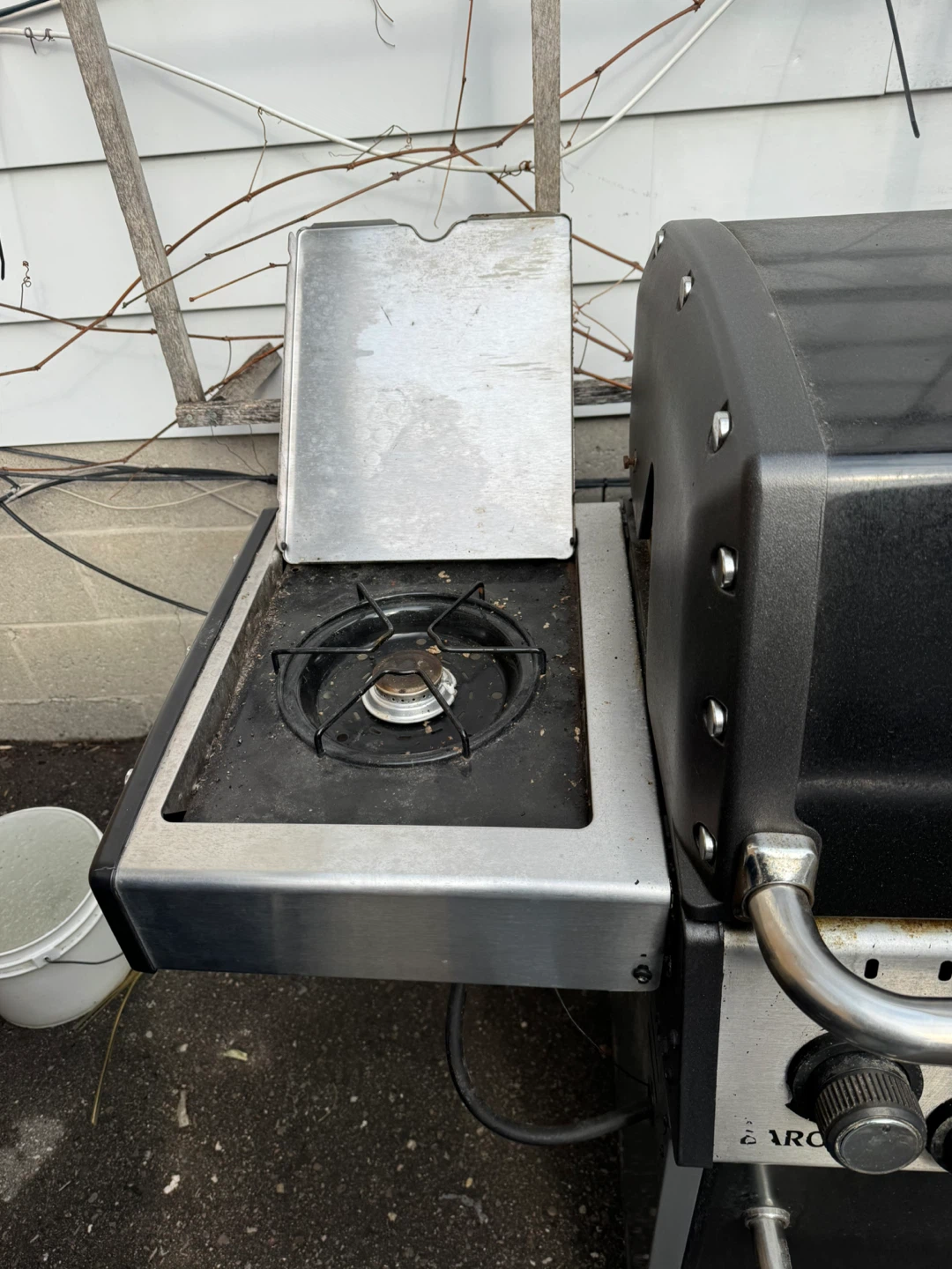 Broil King Baron Natural Gas Grill with Side Burner - photo 3
