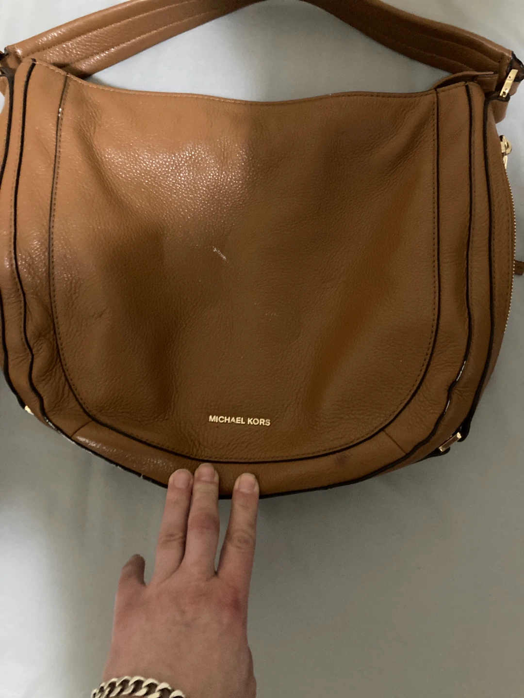 MICHAEL KORS Tan Leather Shoulder Bag