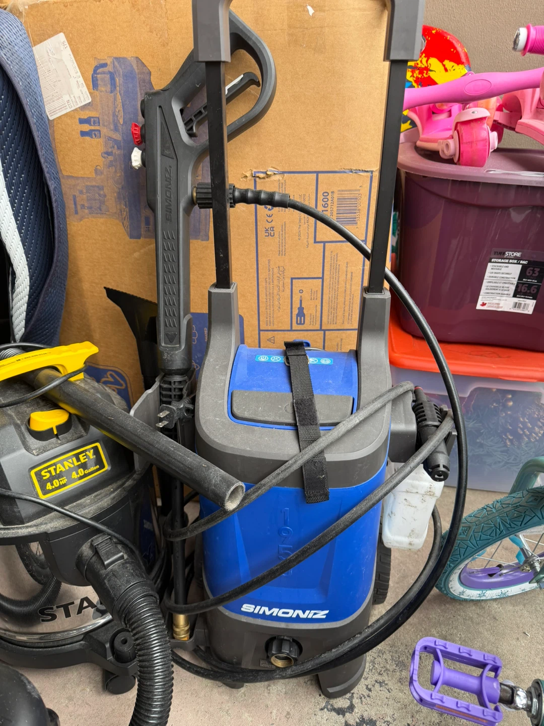 SIMONIZ Pressure Washer and STANLEY Shop Vac