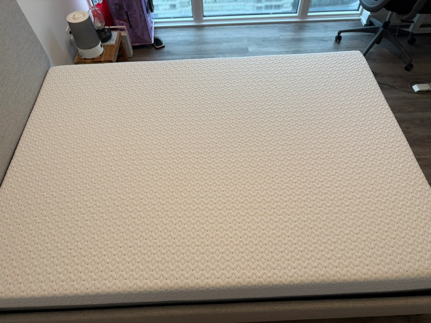 Endy Double Mattress + Platform Bed Frame + Cover - Like New - photo 3