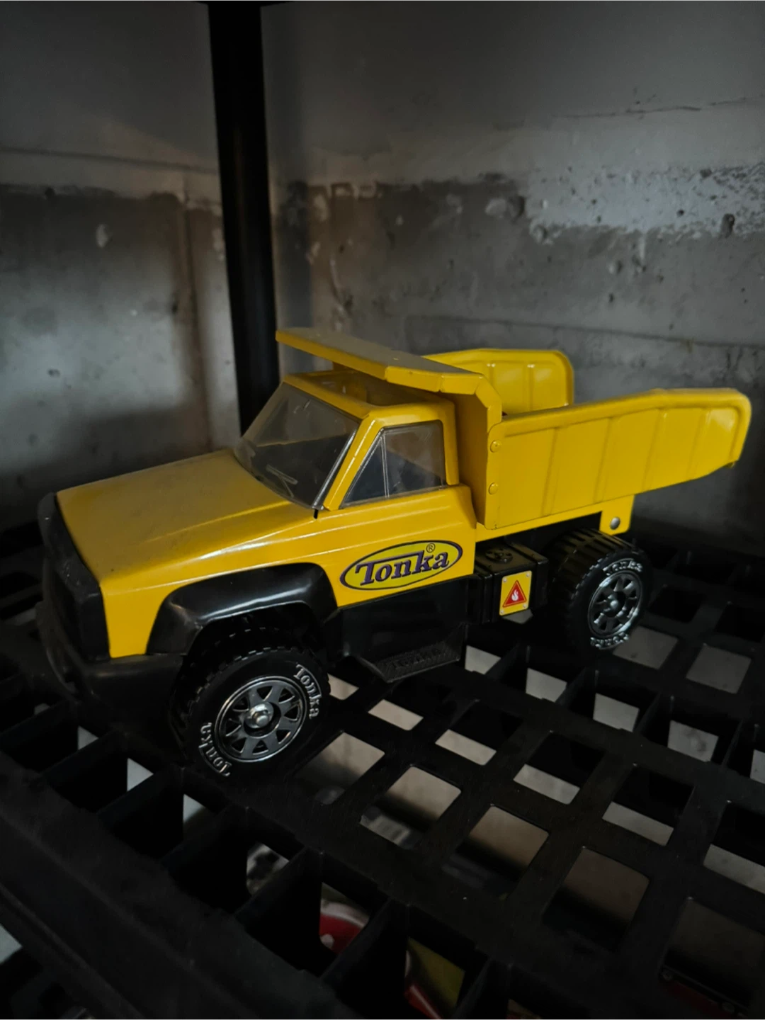 Vintage car and Tonka lot