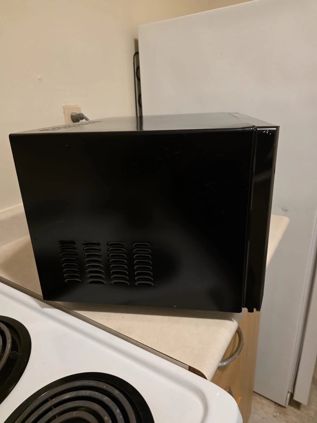 Hamilton Beach Microwave - photo 2
