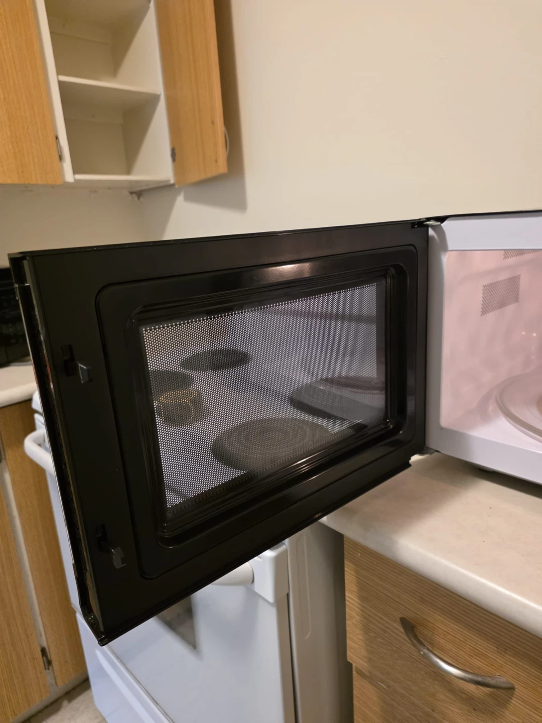 Hamilton Beach Microwave - photo 4