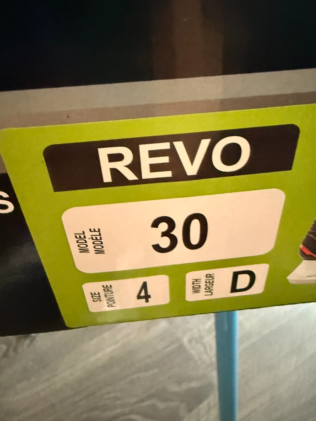 REVO Hockey Skates - Size 4D - photo 3