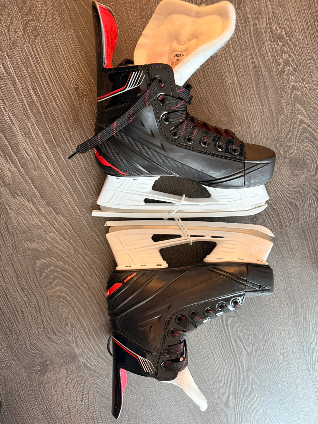 REVO Hockey Skates - Size 4D