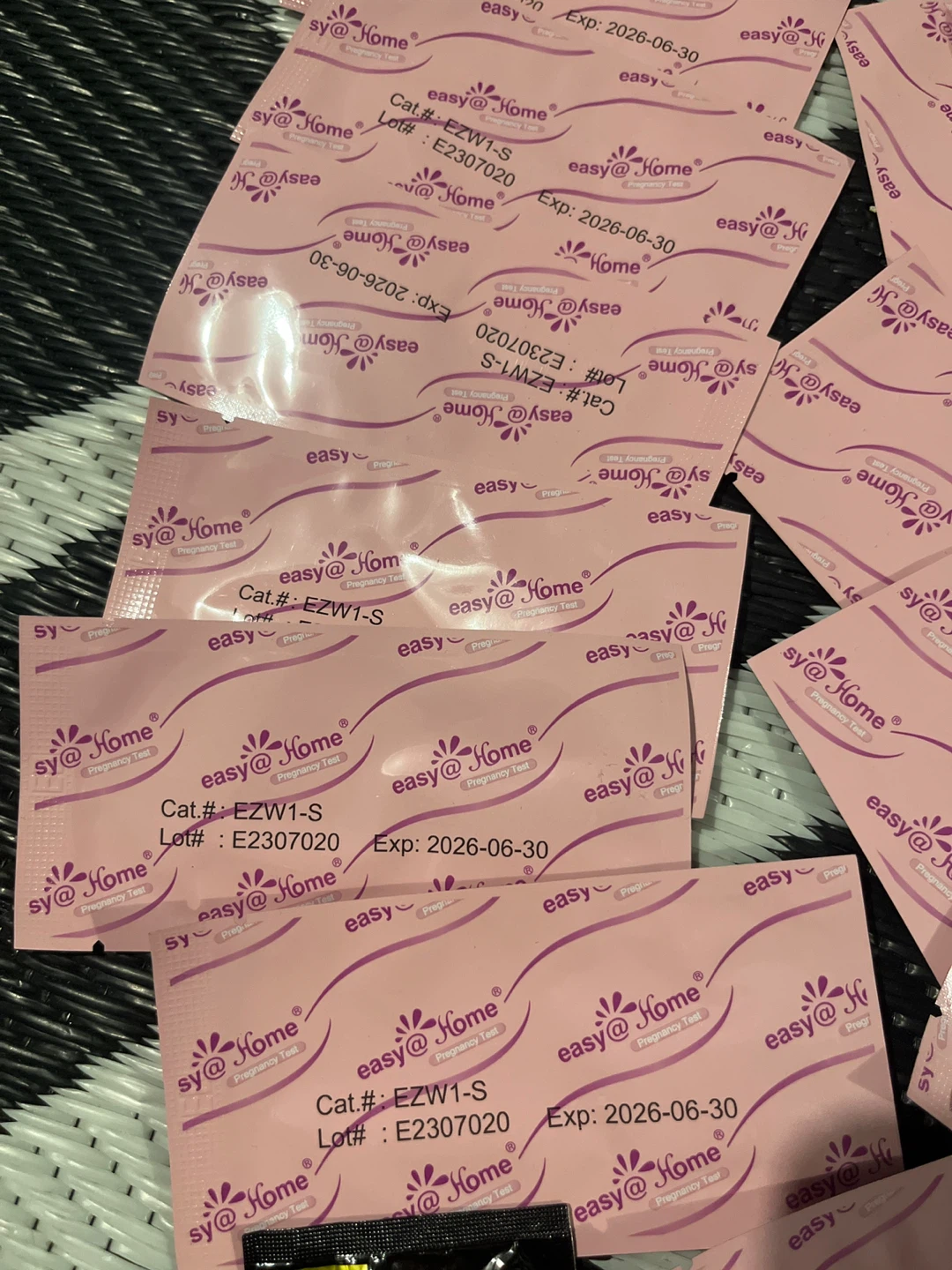 Easy@Home Pregnancy Tests (Pack of 10+) - photo 2