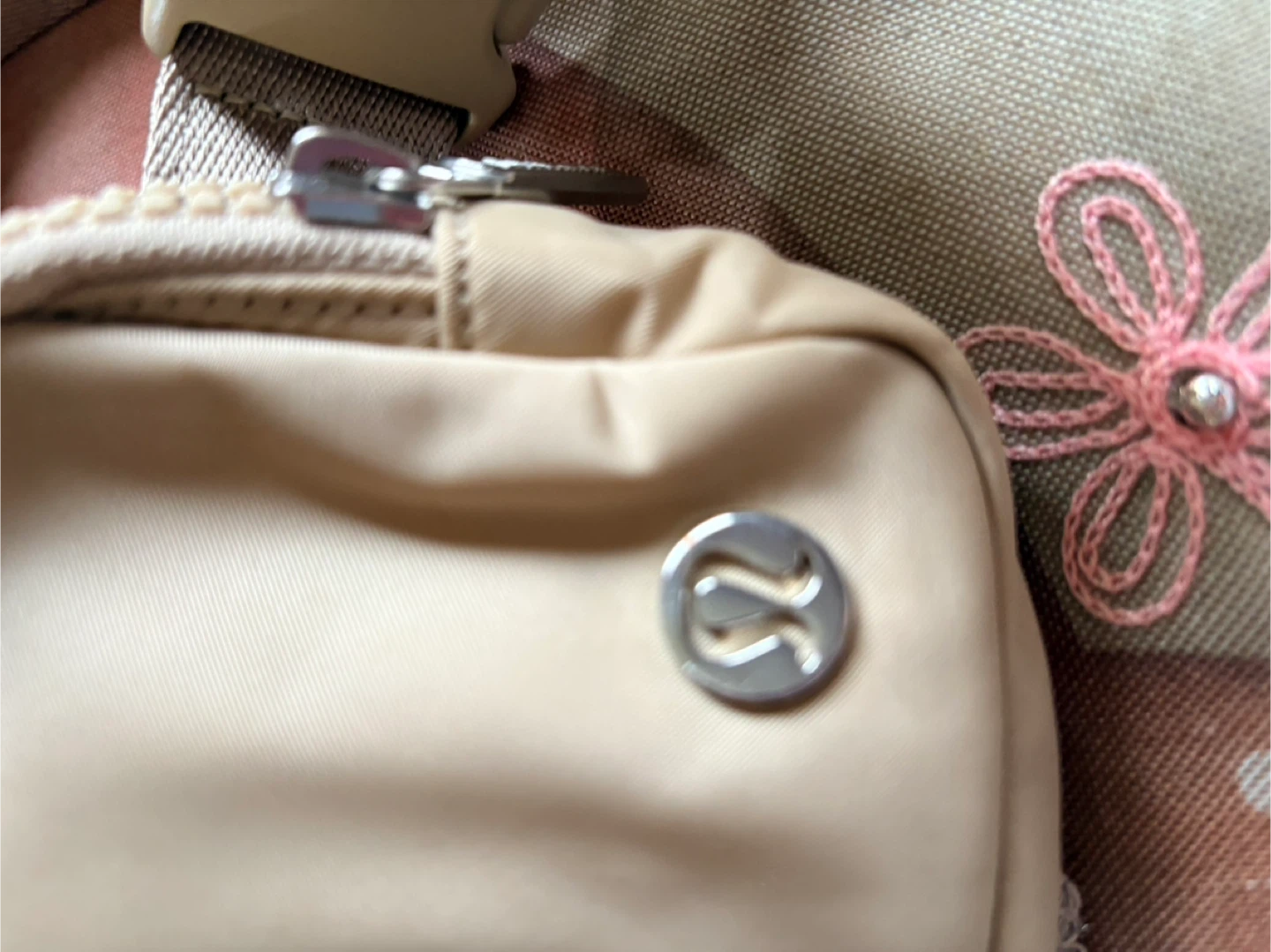 LULULEMON Everywhere Belt Bag 1L - photo 4