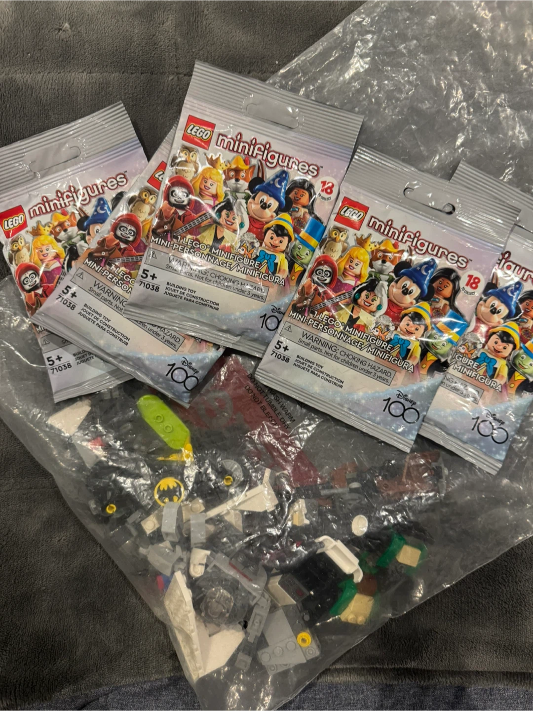 Lego mini figure lot + extras - photo 2