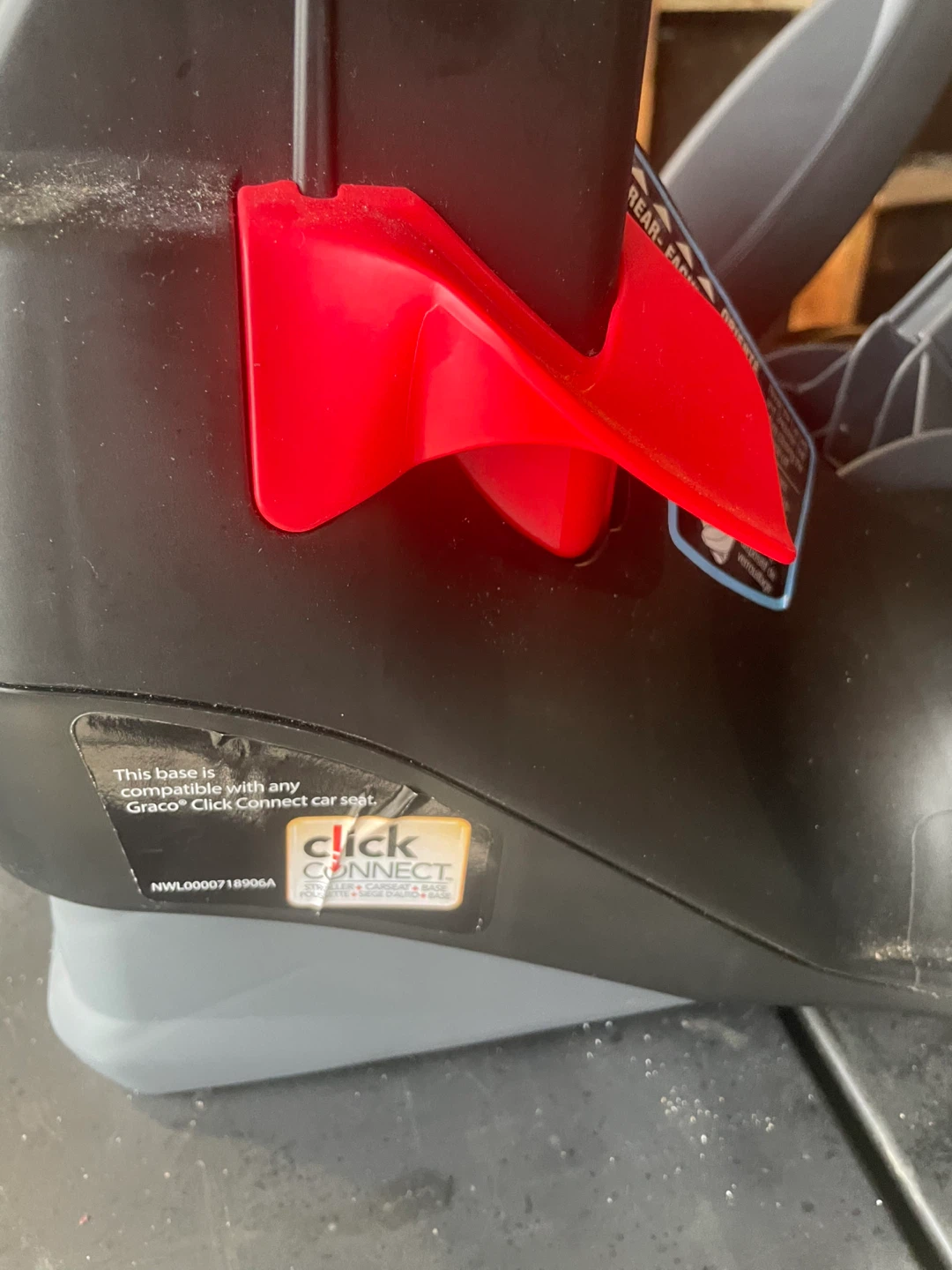 Graco Click Connect SR SL35 DLX Infant Car Seat Base - photo 3