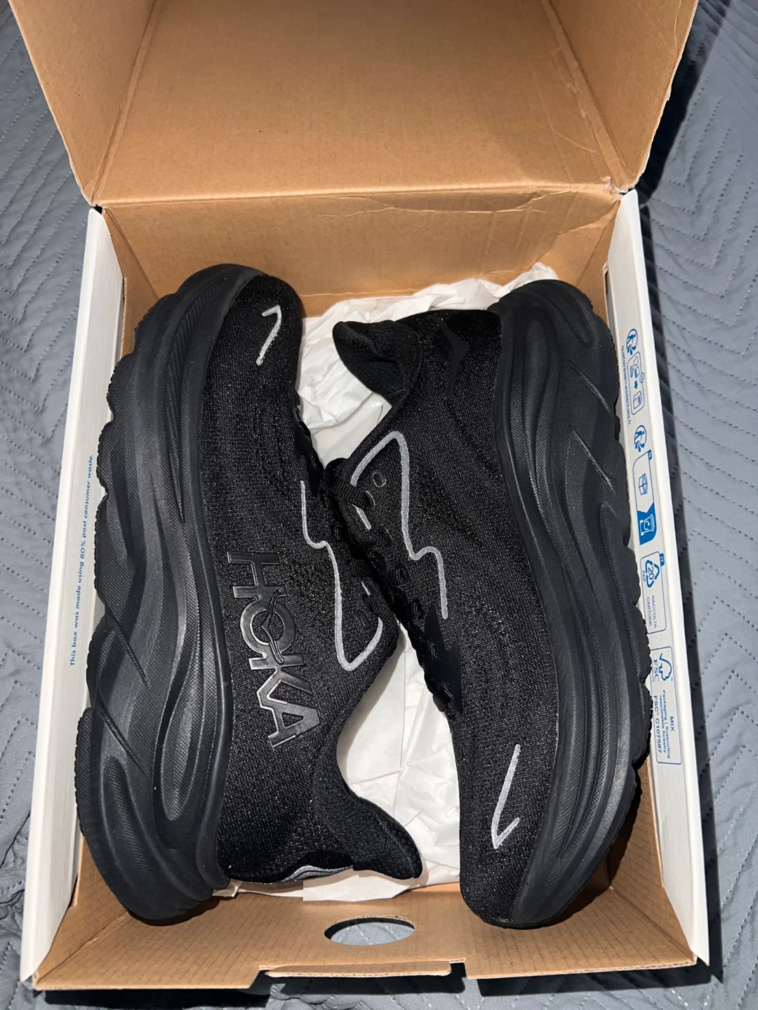 Hoka Clifton 10 Black Running Shoes Women’s Size 7 - photo 3