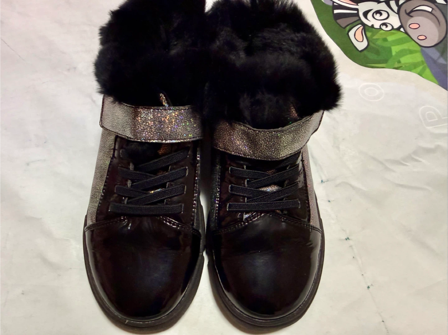 Hello Kitty Black Furry Sneakers Size 35 - photo 2