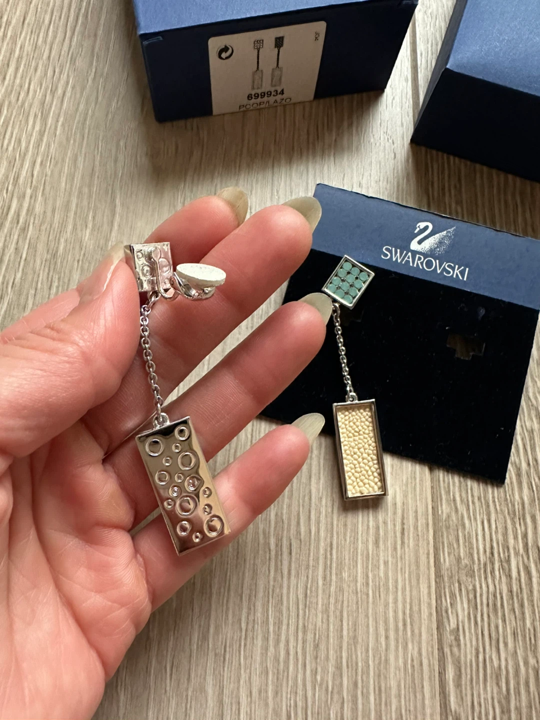 Rare & Vintage Swarovski Clip-on Drop Earrings - photo 2